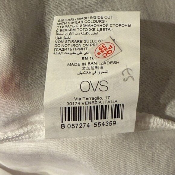 Piombo Vibrant Floral Graphic Tee, women’s size M - Picture 5 of 5